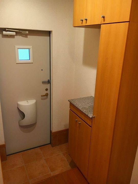 広島県福山市今津町(アパート)の賃貸物件の玄関