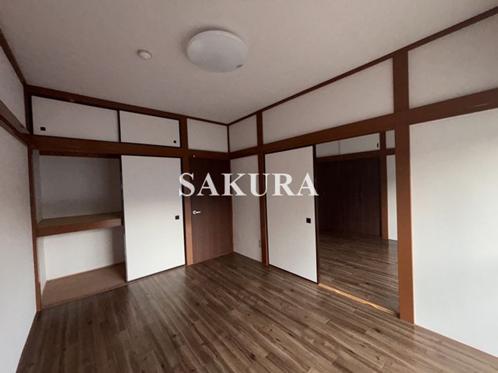 エクセルヤザワの内装