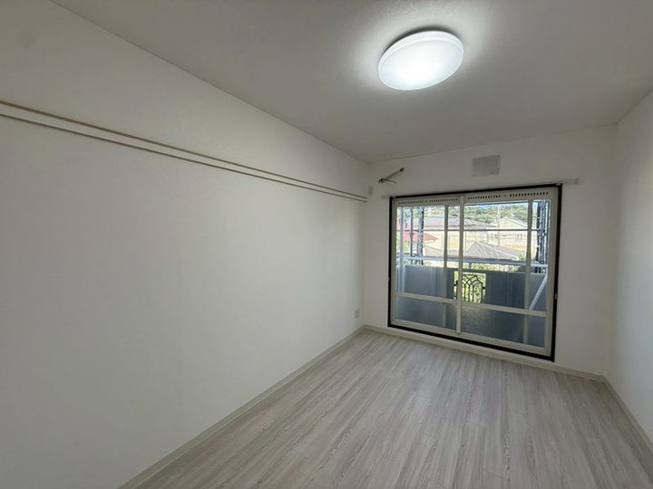 神奈川県横浜市戸塚区上倉田町(マンション)の賃貸物件の居間