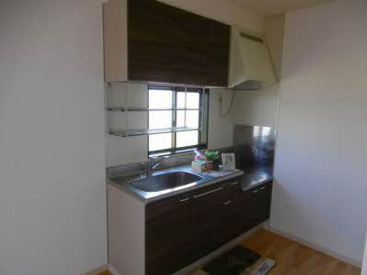 コスモタウン森岡 D棟のキッチン