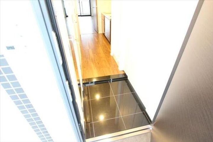 パレステージ文京江戸川橋の玄関