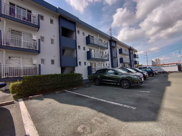 静岡県浜松市中央区高丘北4(マンション)の賃貸物件の外観