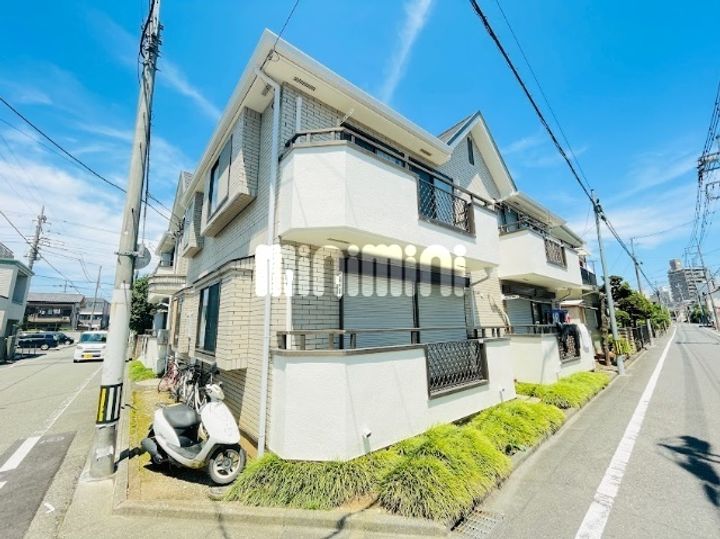 ヴィラウィスタリアの外観