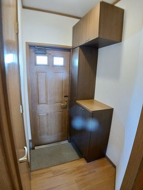 群馬県前橋市上小出町3(アパート)の賃貸物件の玄関