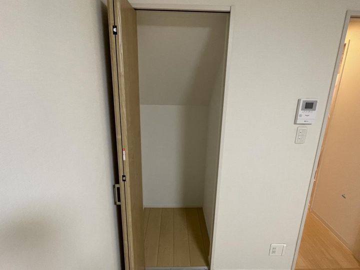 アスコット薬師堂西の内装