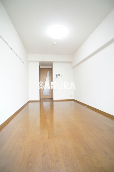 グリフィン新横浜・参番館の内装