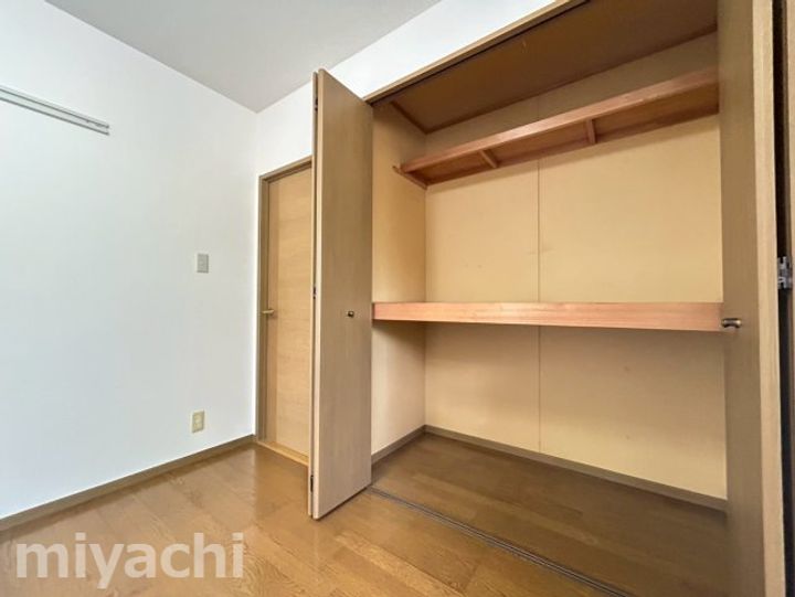 ラポール宮内 Aの内装