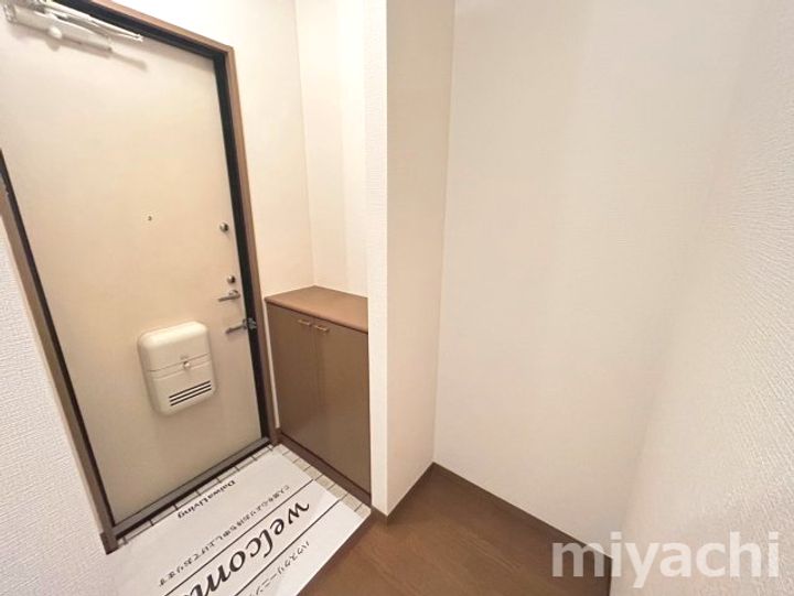 ラポール宮内 Aの玄関