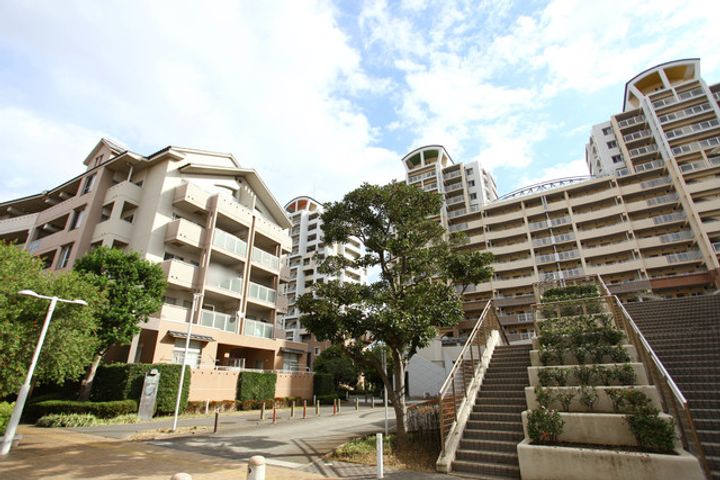 UR幕張ベイタウンミラリオの外観