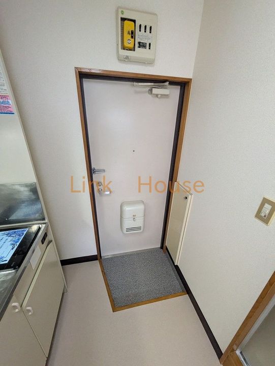 東京都江戸川区中葛西5(マンション)の賃貸物件の玄関