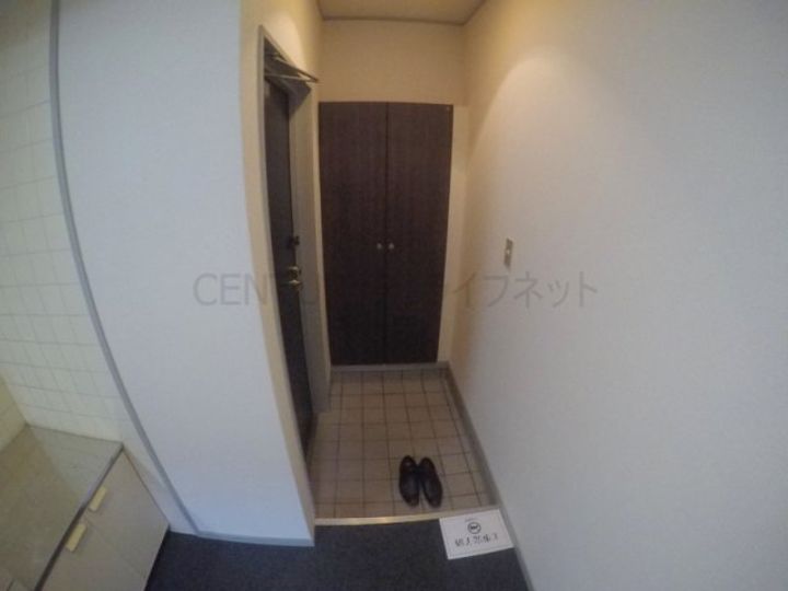 大阪府大阪市淀川区野中北1(マンション)の賃貸物件の玄関