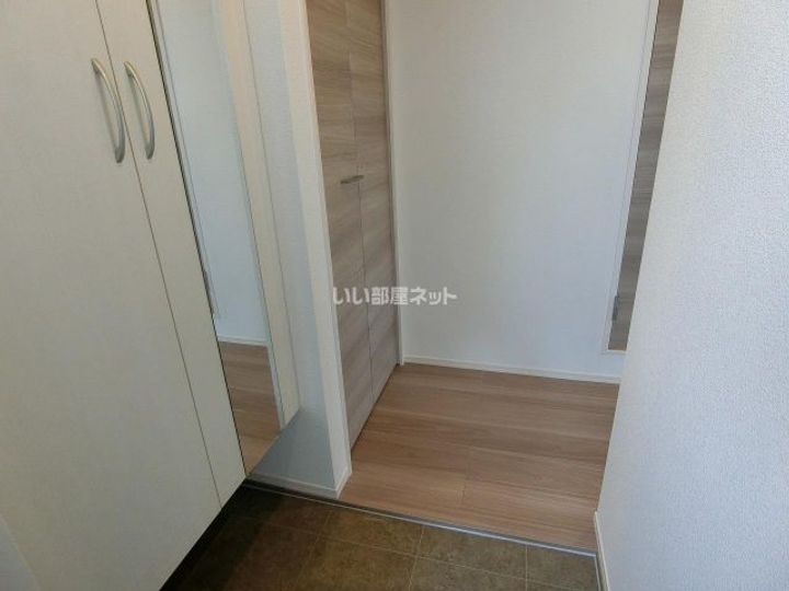 茨城県結城市中央町2(アパート)の賃貸物件の玄関