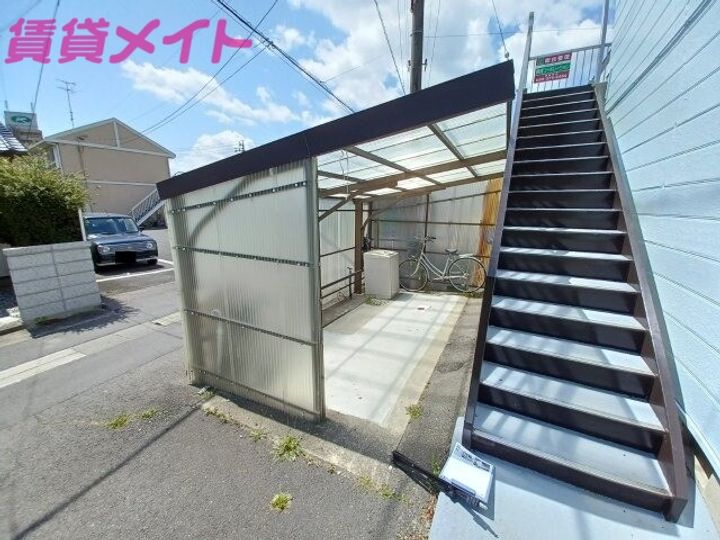コーポ谷口の地図