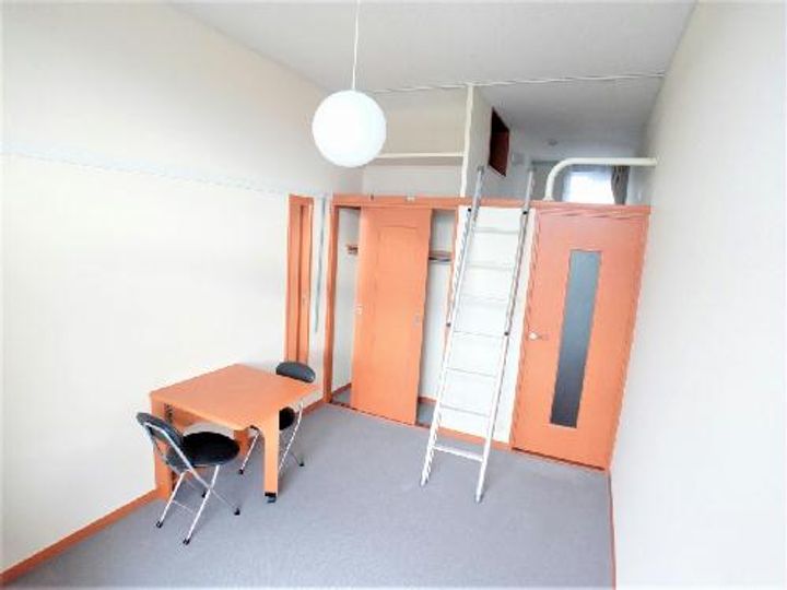 レオパレスMLハロープラザの居間