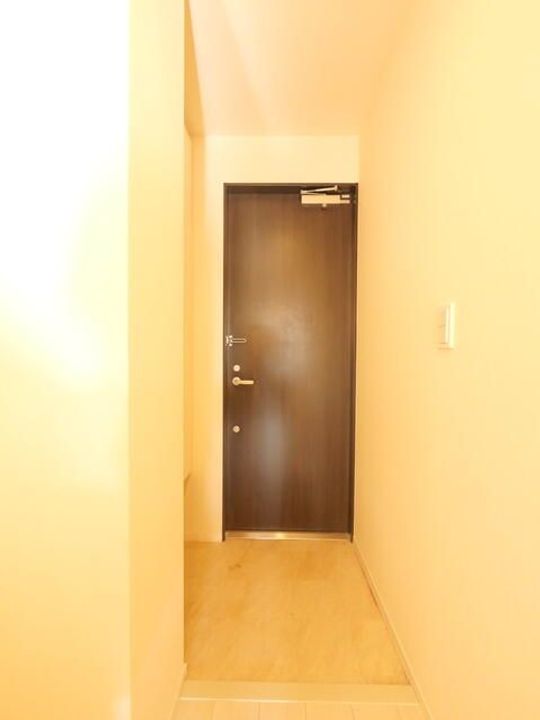 DUELO MINAMIIKEBUKUROの玄関