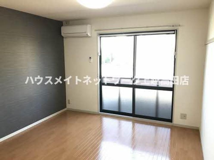 ルミエールKの居間