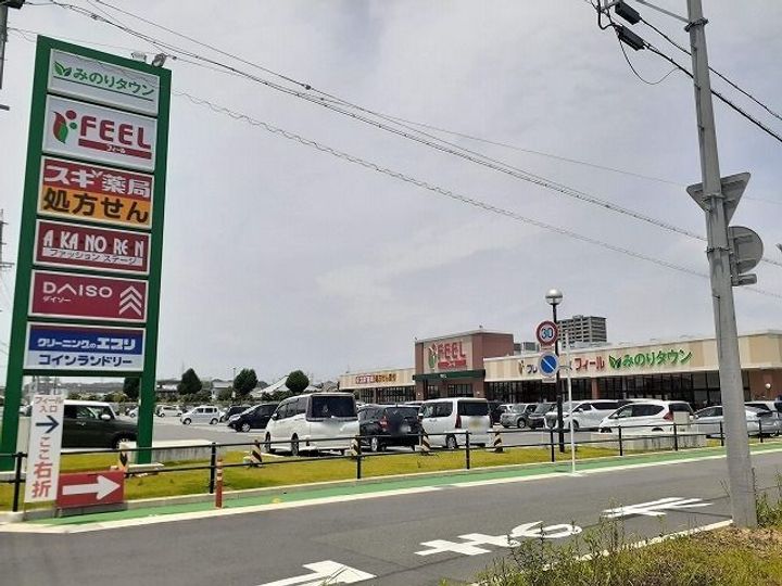 ドムス・セレーネの周辺