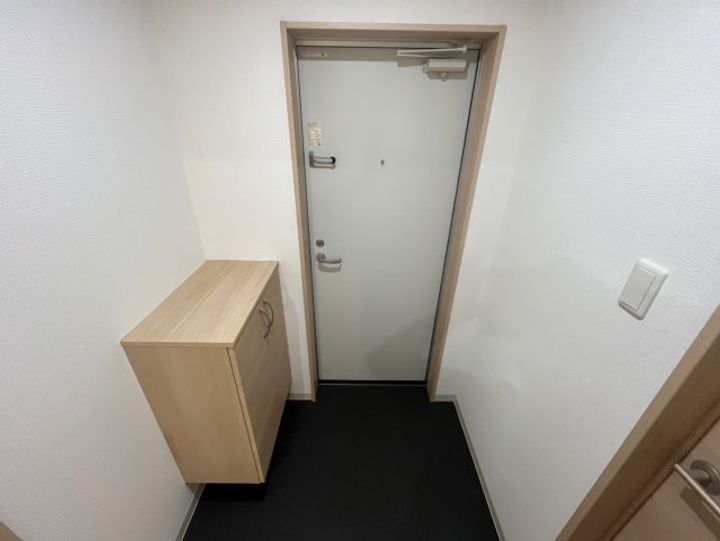 アンサー友井の玄関