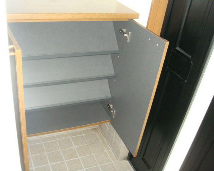 東京都あきる野市牛沼(一戸建)の賃貸物件の玄関