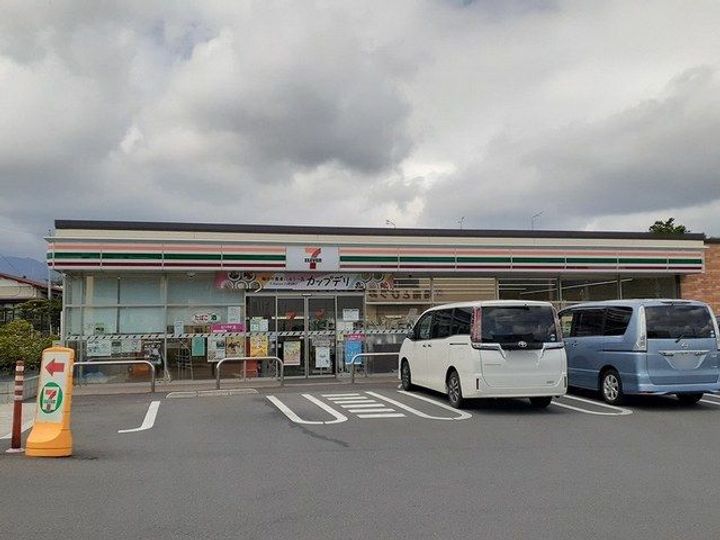 神奈川県秦野市平沢(アパート)の賃貸物件の周辺