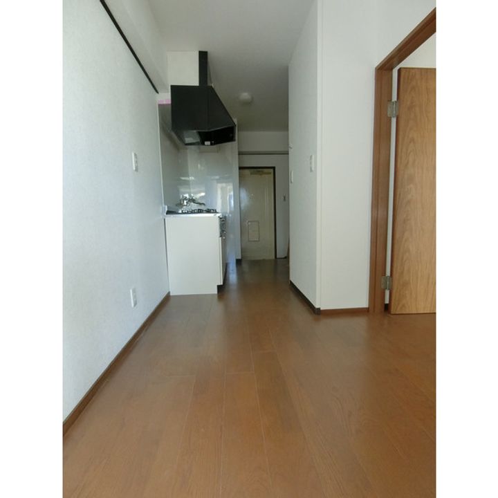 プラザビルの内装