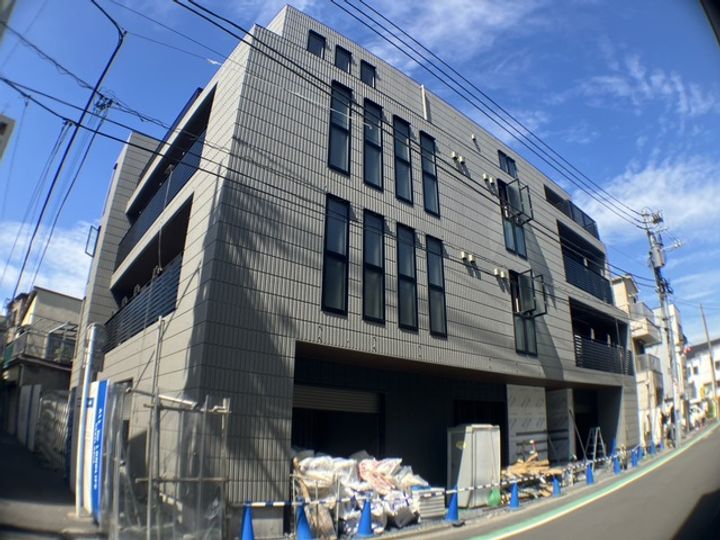 グランウェストの外観