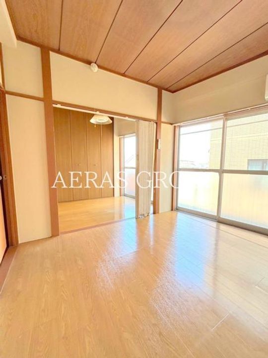 ハイツ北野の居間