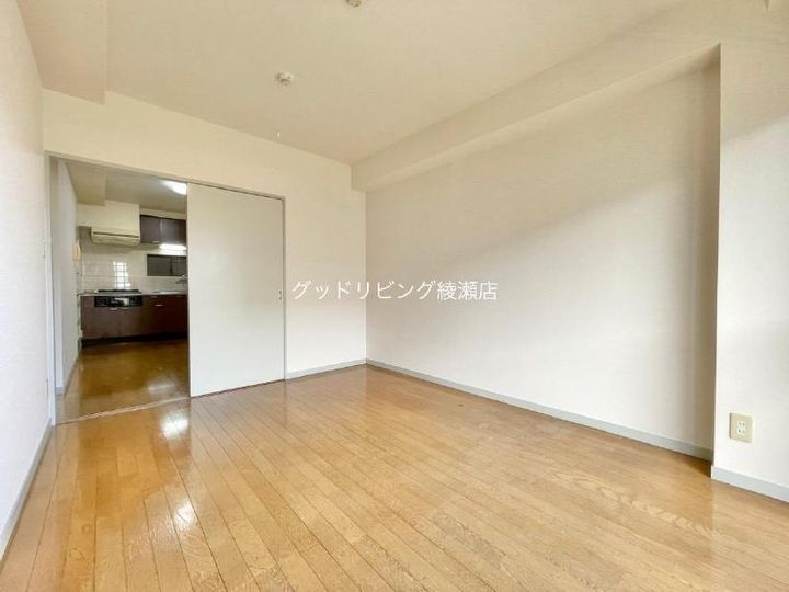 江藤マンションの内装