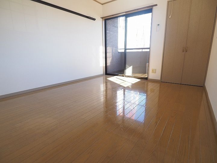 クオリティハイツ箕郷の居間
