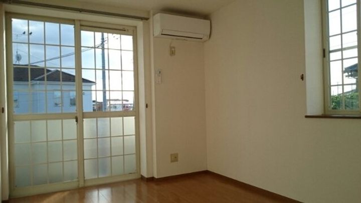 群馬県館林市西美園町(アパート)の賃貸物件の居間