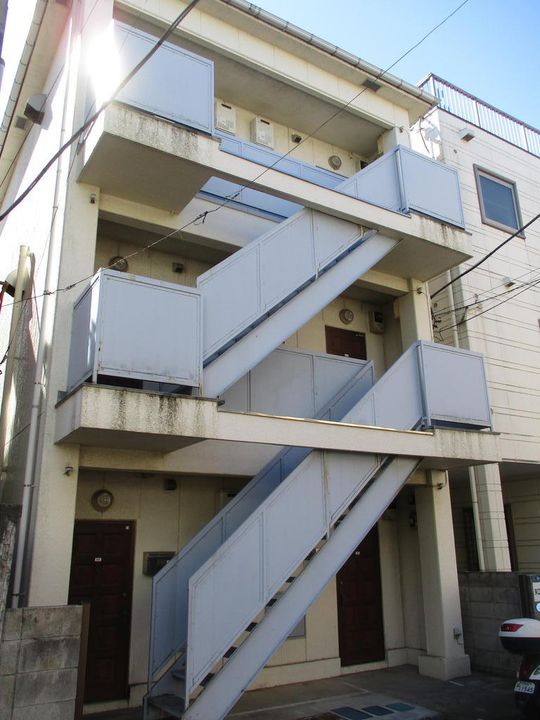 矢口第1ハイツの外観