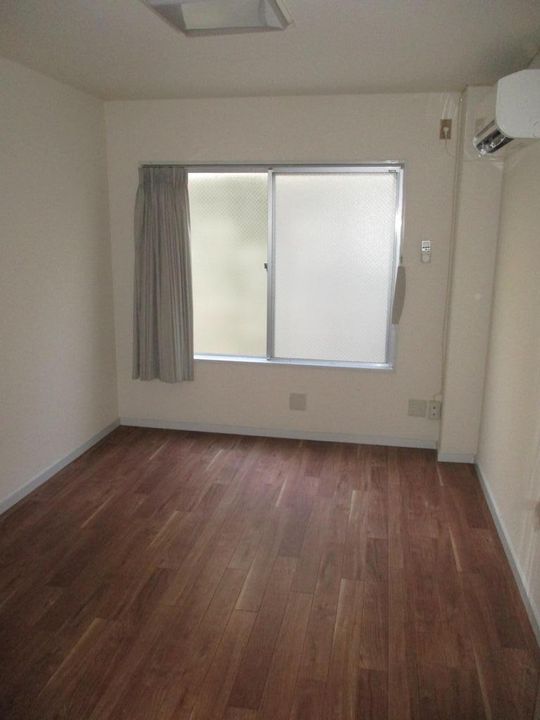 矢口第1ハイツの居間