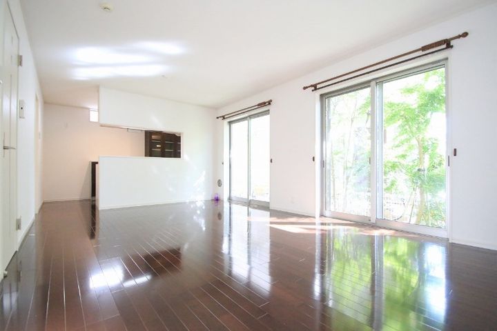 東京都狛江市東野川3(一戸建)の賃貸物件の居間