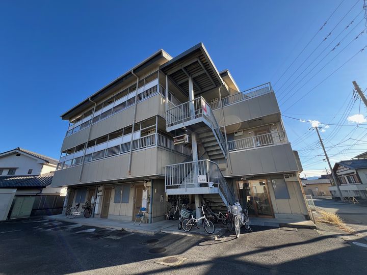 シャトーリオン上石田の外観