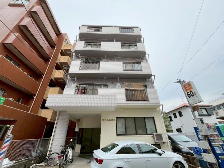 鹿児島県鹿児島市西田1(マンション)の賃貸物件の外観