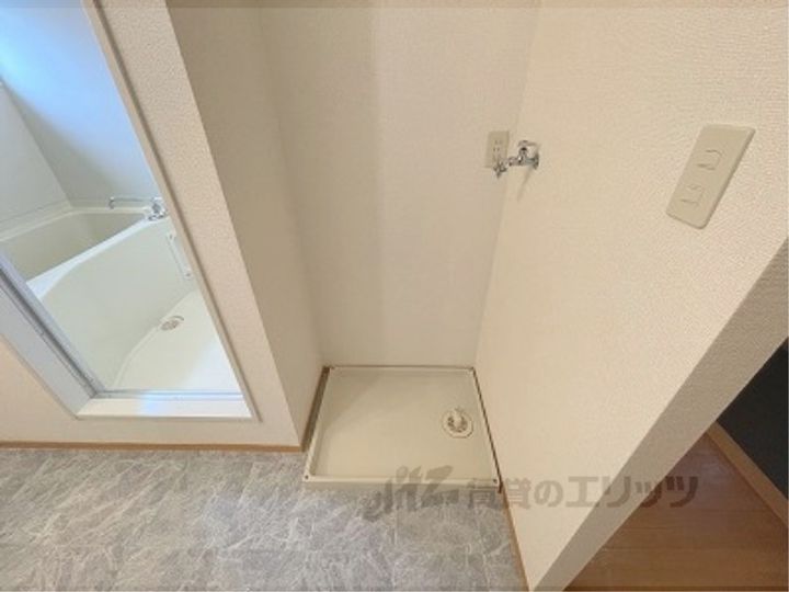 クラスタ-コートの内装