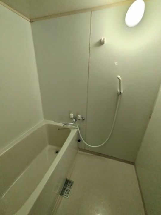エミネンス小山IIIの風呂