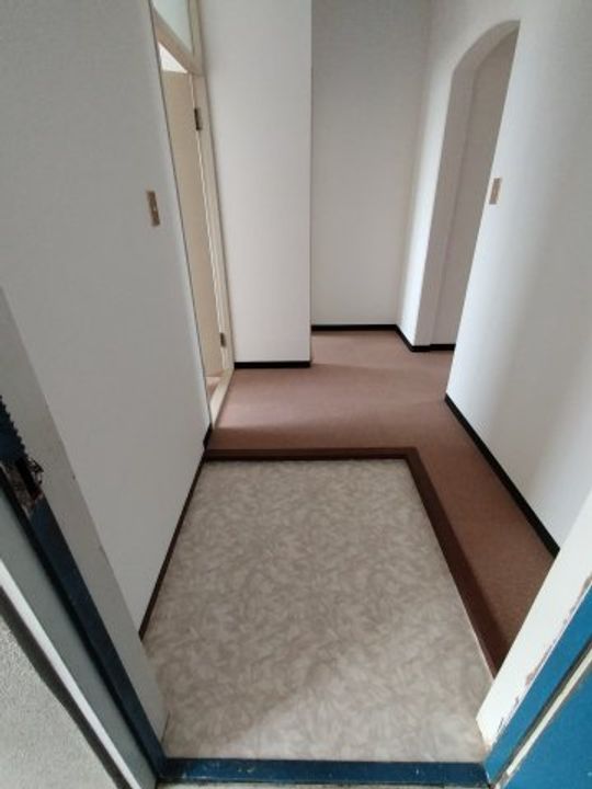 エミネンス小山IIIの玄関