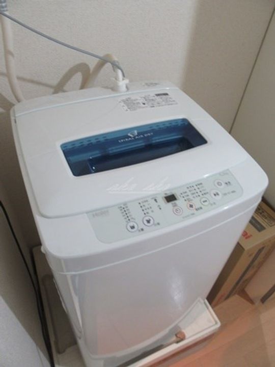 ホーユウコンフォルト岸谷の内装