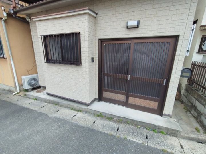 大阪府枚方市南中振2(一戸建)の賃貸物件の地図