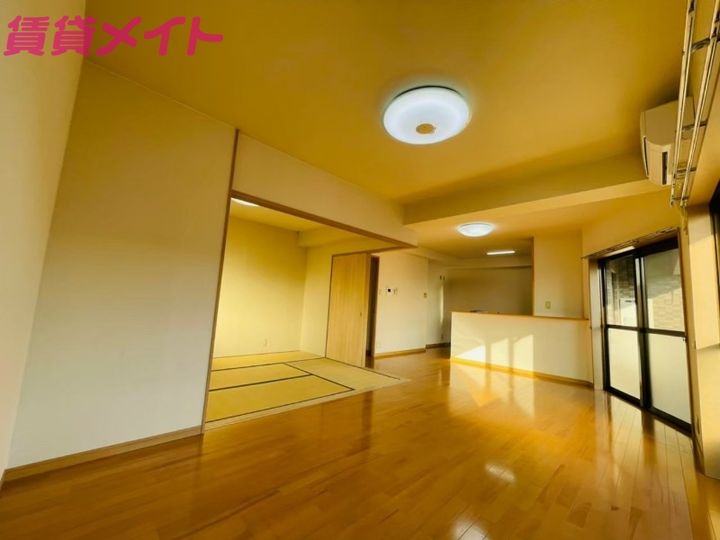 アーク・Kの内装