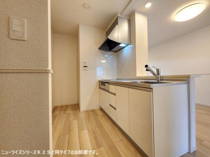 栃木県栃木市野中町(アパート)の賃貸物件のキッチン