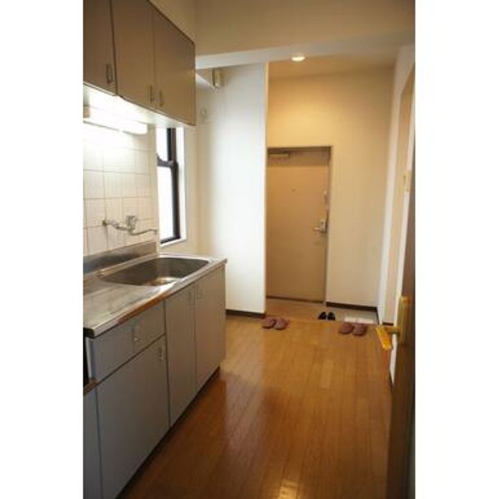 宮崎ビルの玄関