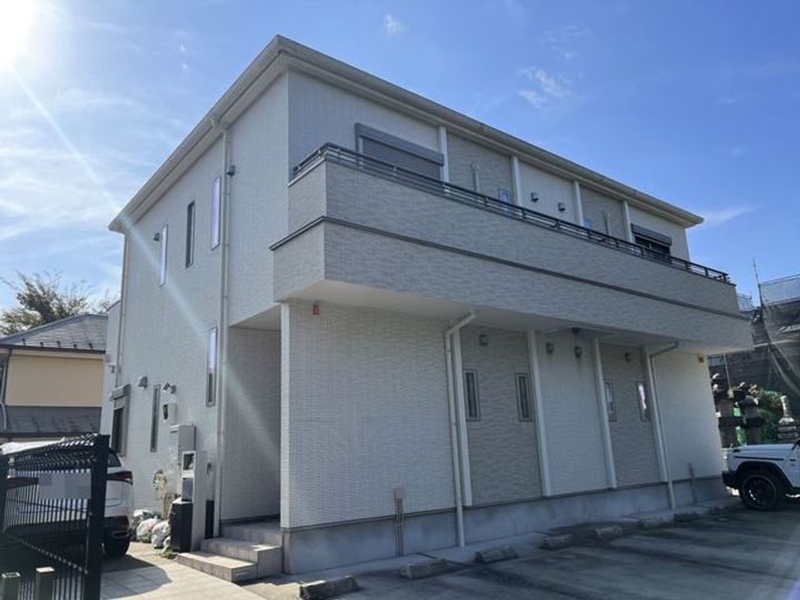 神奈川県横浜市青葉区美しが丘2(一戸建)の賃貸物件の外観