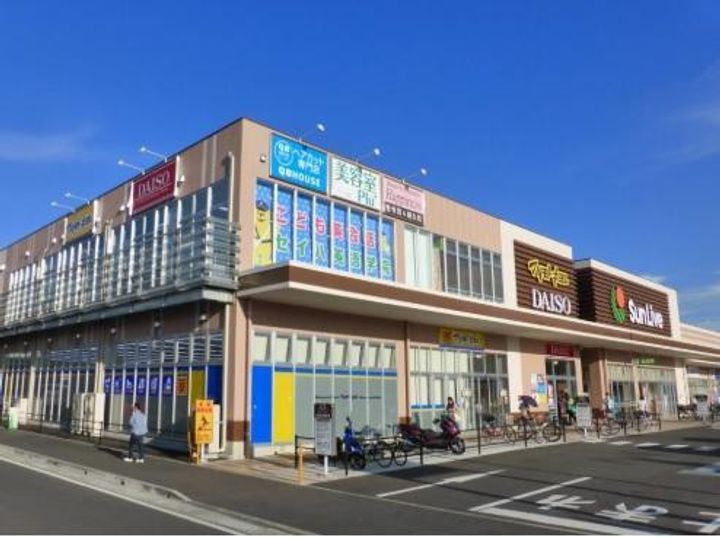 ニューリバー三萩野の周辺