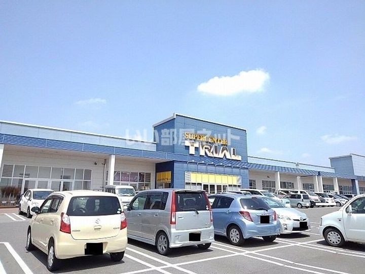 フェスコモの周辺