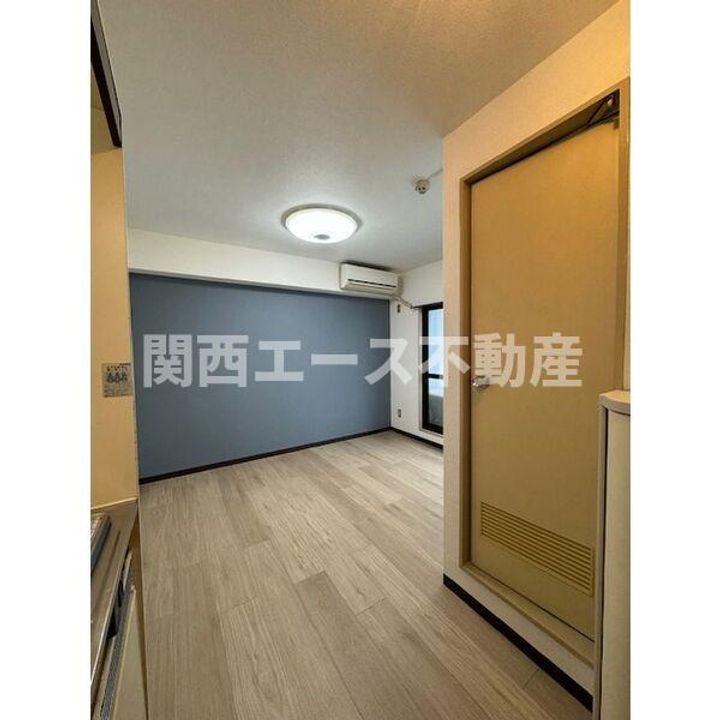 サニーマンションの玄関