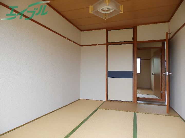 リバーハイツモリの内装