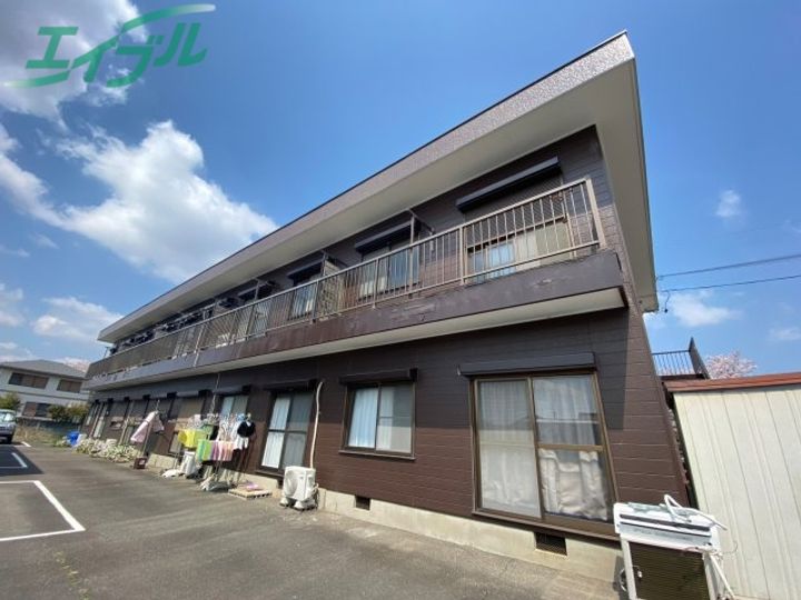 リバーハイツモリの外観