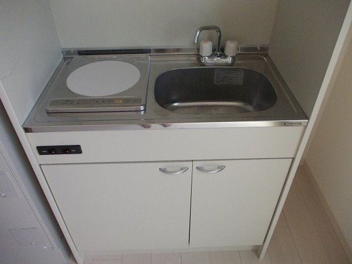 大阪府大東市中垣内2(アパート)の賃貸物件のキッチン